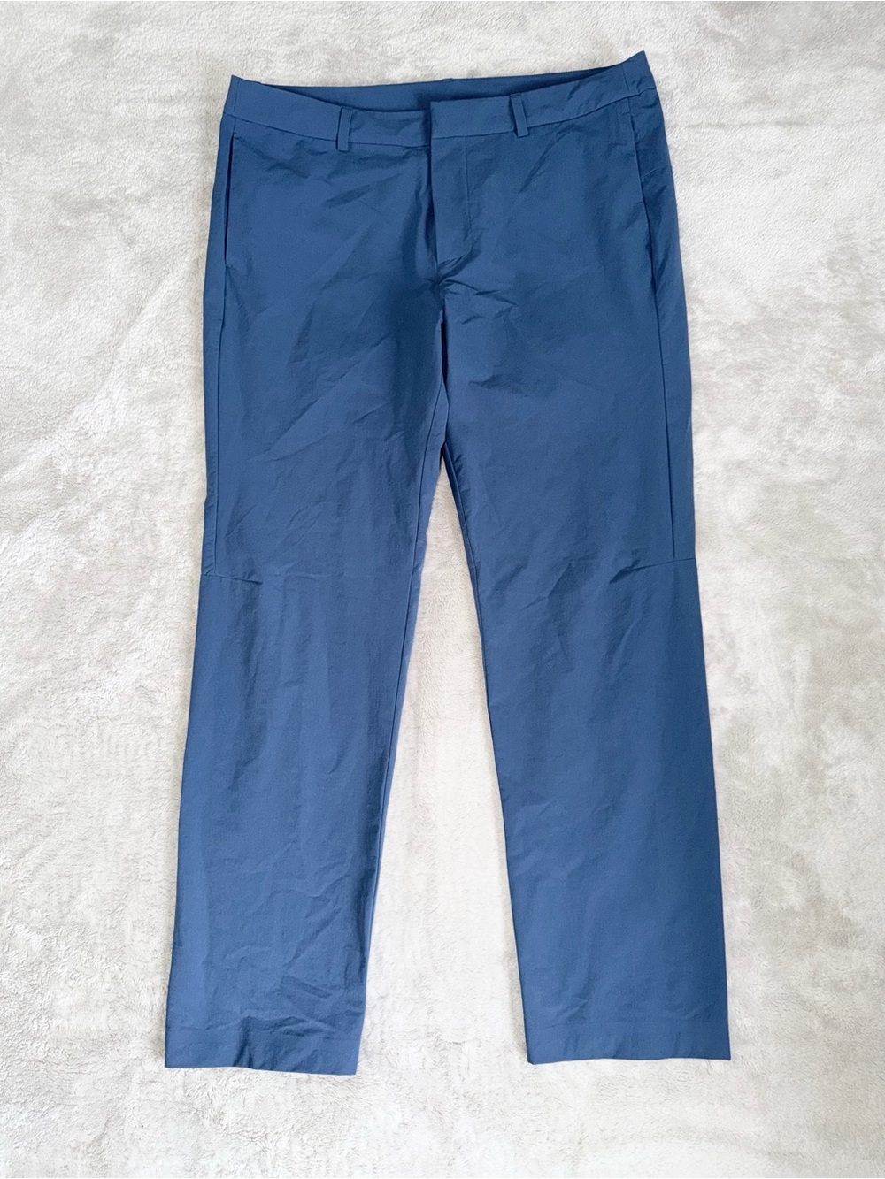 ON Run On Clouds All Day Classic Chino Pants Men’s Large In Blue